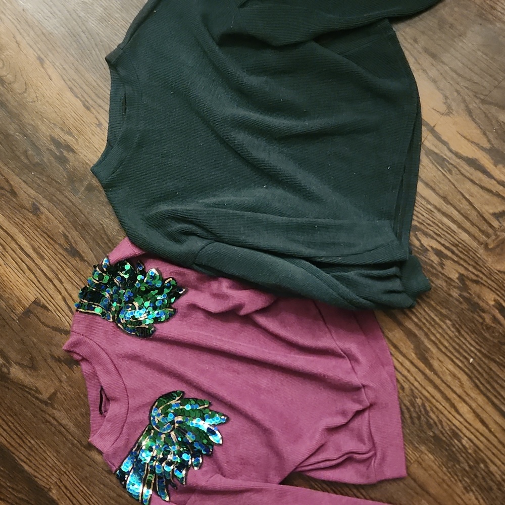 Lot 2 Womens Sweaters